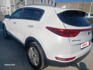 2017 Kia Sportage IV, белый, 1820000 рублей, вид 3