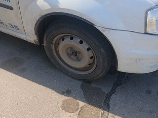 2013 Renault Logan I Рестайлинг, белый, 300000 рублей, вид 3