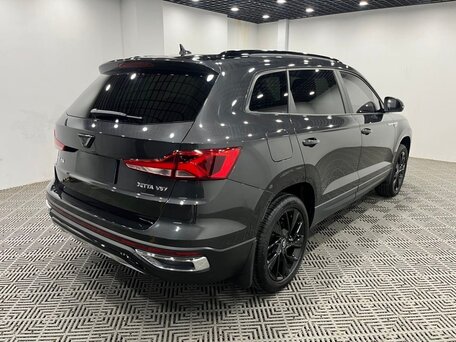 2023 Jetta VS7 I Рестайлинг 1, чёрный, 1790000 рублей, вид 4