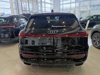2026 Audi Q5 L III (GU), белый, 6150000 рублей, вид 5