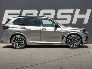 2021 BMW X5 M III (F95), серый, 9769000 рублей, вид 5