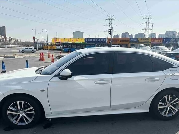 2022 Honda Civic XI, белый, 1400030 рублей - вид 4
