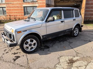 2016 Lada (ВАЗ) 2131 (4x4) I, серый, 500000 рублей, вид 1
