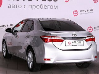 2014 Toyota Corolla XI (E160, E170, E180), серебристый, 1300000 рублей, вид 2