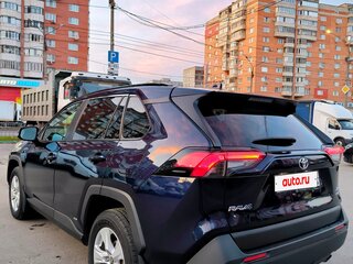 2020 Toyota RAV4 V (XA50), синий, 3590000 рублей, вид 4