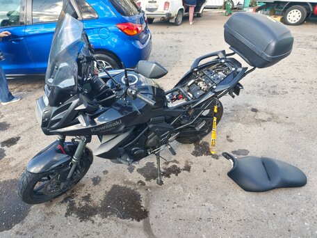 2012 Kawasaki Versys 650, чёрный, 400000 рублей, вид 1