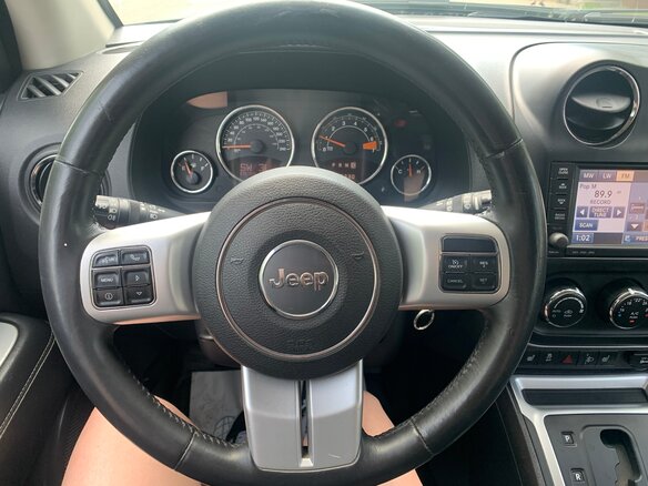 2013 Jeep Compass I Рестайлинг 2, чёрный, 1600000 рублей - вид 9
