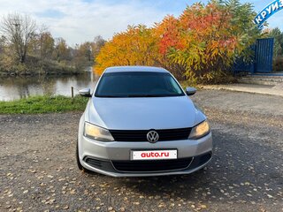 2012 Volkswagen Jetta VI, серебристый, 580000 рублей, вид 2