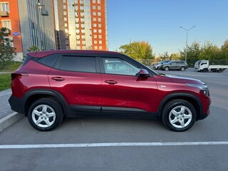 2020 Kia Seltos I, красный, 1900000 рублей, вид 3