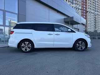 2020 Kia Carnival III, белый, 3060000 рублей, вид 5