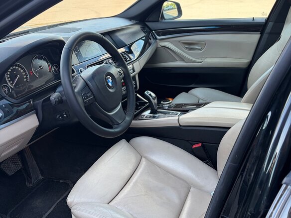2011 BMW 5 серии 530d xDrive VI (F10/F11/F07), чёрный, 1650000 рублей - вид 6