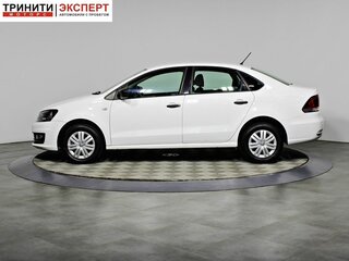 2015 Volkswagen Polo V Рестайлинг, белый, 987000 рублей, вид 5