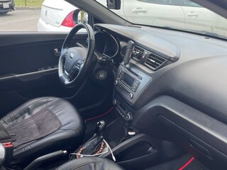 2015 Kia Rio III Рестайлинг, серый, 1190000 рублей, вид 5