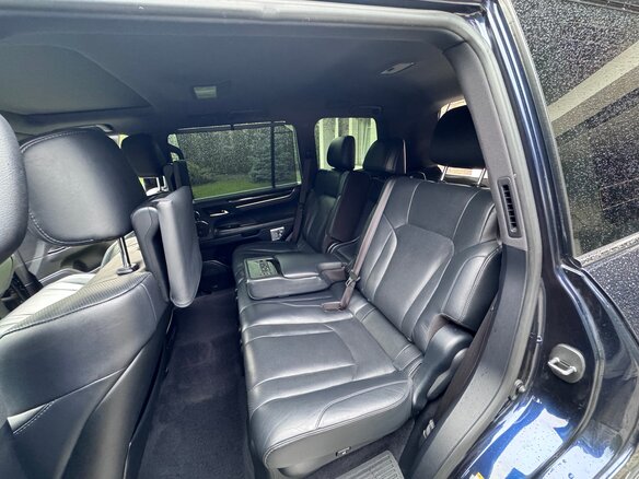2017 Lexus LX 570 III Рестайлинг 2, синий, 6500000 рублей - вид 19