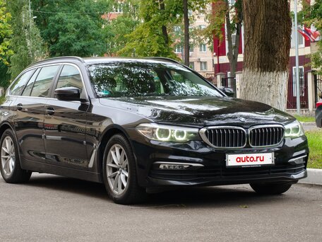 2018 BMW 5 серии 520d VII (G30/G31/G38), чёрный, вид 2
