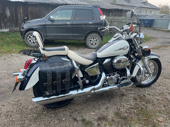1999 Honda Shadow 400, бежевый, 325000 рублей
