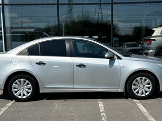 2013 Chevrolet Cruze I Рестайлинг, серебристый, 540000 рублей, вид 5