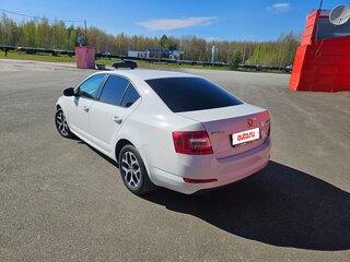 2016 Skoda Octavia III (A7), белый, 1350000 рублей, вид 5