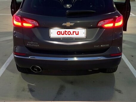 2018 Chevrolet Equinox III, серый, 2400000 рублей, вид 2