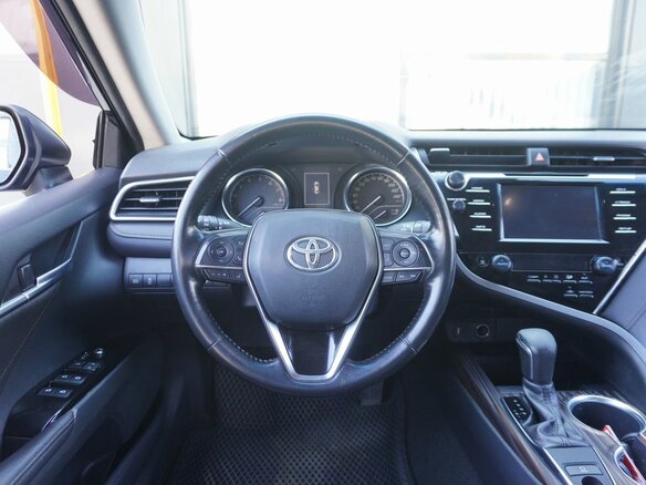 2019 Toyota Camry VIII (XV70), чёрный - вид 12