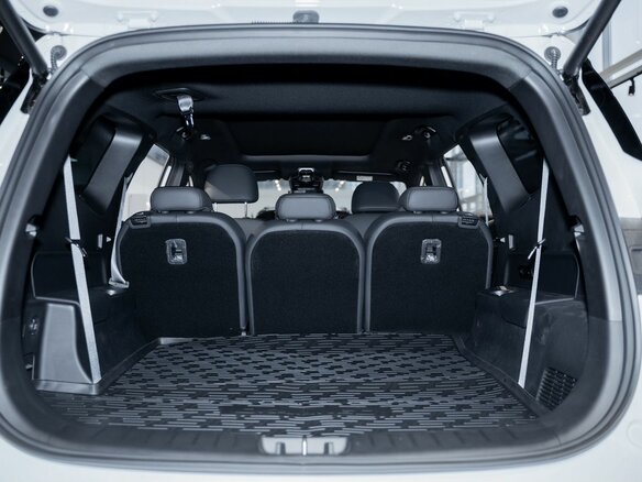 2026 Geely Okavango I Рестайлинг, белый, 4085990 рублей - вид 15