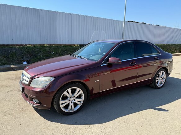 2008 Mercedes-Benz C-Класс 220 III (W204), пурпурный, 950000 рублей - вид 5
