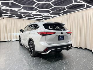 2021 Toyota Crown Kluger, белый, 6399900 рублей, вид 4