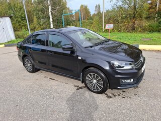 2016 Volkswagen Polo V Рестайлинг, чёрный, 750000 рублей, вид 1