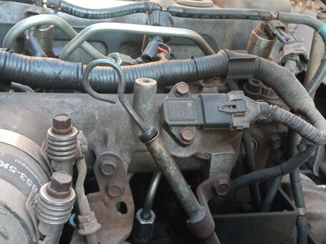 2008 Hyundai HD35, белый, 999999 рублей, вид 2