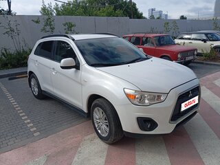 2014 Mitsubishi ASX I Рестайлинг, белый, 1200000 рублей, вид 2