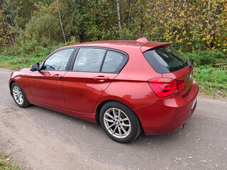 2017 BMW 1 серии 118i II (F20/F21) Рестайлинг, оранжевый, 2100000 рублей, вид 5