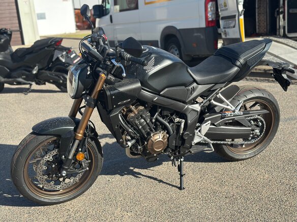 2026 Honda CB 650R, чёрный, 1380000 рублей - вид 15