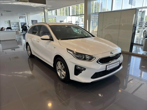 2019 Kia Ceed III, белый, 1599000 рублей - вид 2