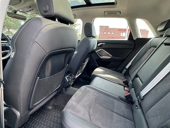 2022 Audi Q3 35 TFSI II (F3), белый, 2675000 рублей - вид 11