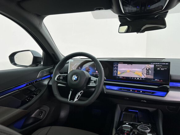 2025 BMW 5 серии Long 530Li xDrive VIII (G60/G61/G68), чёрный, 8400000 рублей - вид 12