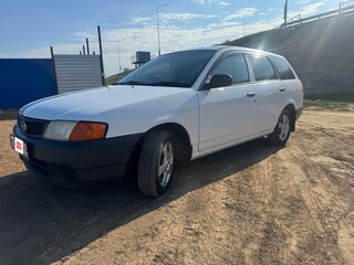 2002 Mazda Familia Y11, белый, 260000 рублей, вид 1