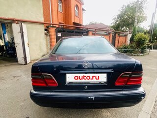 1997 Mercedes-Benz E-Класс 240 II (W210, S210), синий, 325000 рублей, вид 4