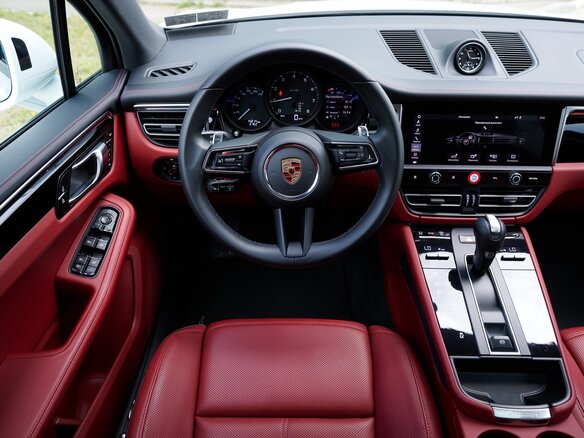 2024 Porsche Macan I Рестайлинг 2, белый, 8990000 рублей - вид 24