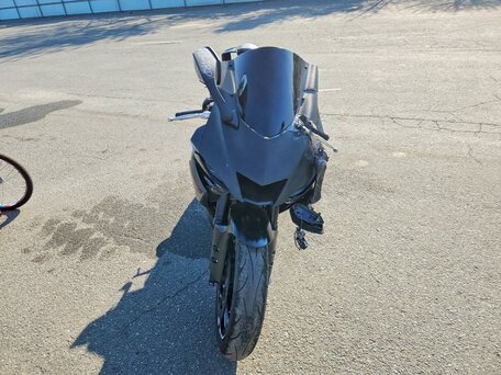 2020 Yamaha YZF-R6, чёрный, 1181997 рублей, вид 4