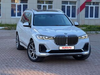 2020 BMW X7 40i I (G07), белый, 6300000 рублей, вид 3