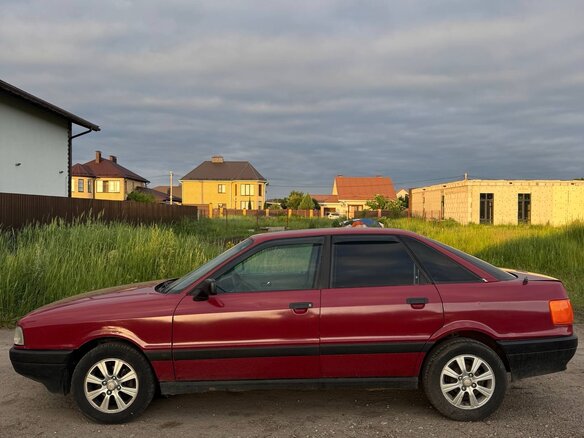 1989 Audi 80 IV (B3), красный - вид 2