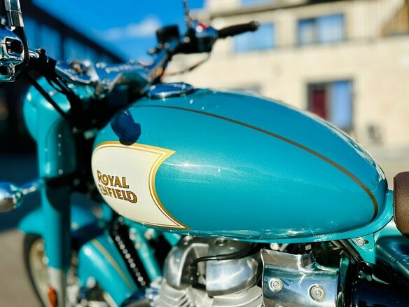 2026 Royal Enfield Classic 650, зелёный, 713000 рублей - вид 12