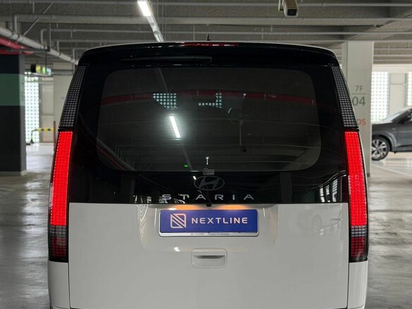 2025 Hyundai Staria I, белый, 9890000 рублей - вид 4
