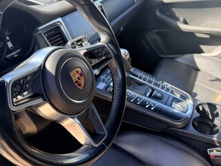 2018 Porsche Macan I, чёрный, 3300000 рублей, вид 4
