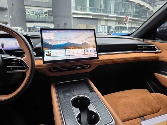 2025 Mazda EZ-6 28.4 kWh, коричневый - вид 12