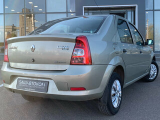 2015 Renault Logan I Рестайлинг, бежевый, 480000 рублей, вид 4