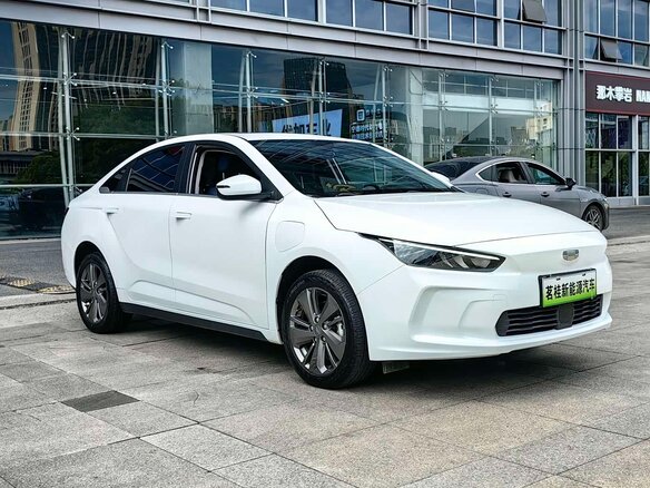 2023 Geely Geometry A, белый, 1650000 рублей