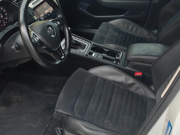 2018 Volkswagen Passat B8, белый, 1970000 рублей - вид 7