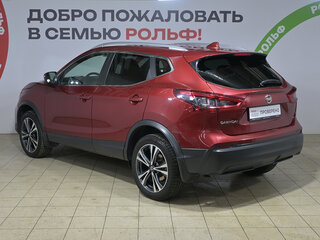 2019 Nissan Qashqai II Рестайлинг, красный, 2120000 рублей, вид 4