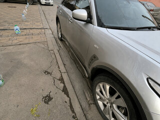 2012 Infiniti FX37 II (S51) Рестайлинг, серебристый, 1900000 рублей, вид 3